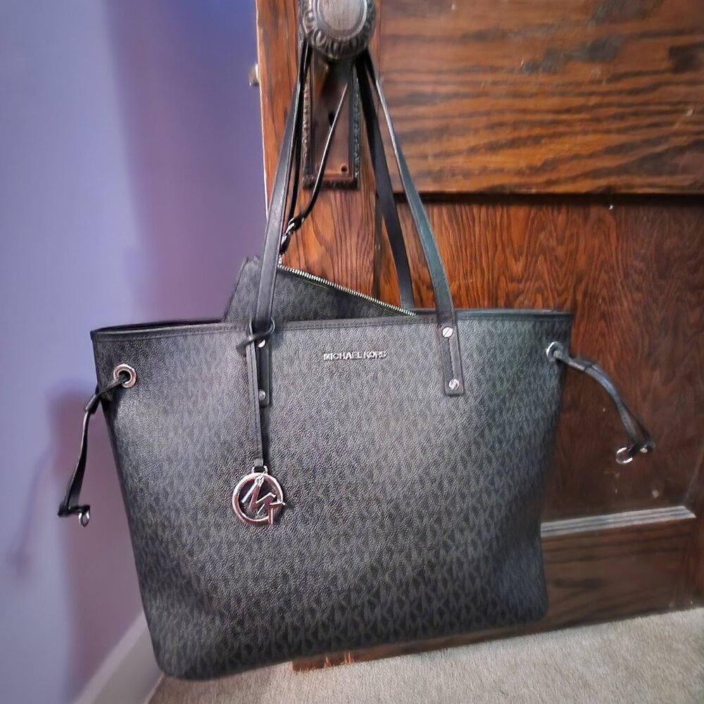 SAVED for firstdownkicks: Michael kors Black & Gray Signature Print Tote - Picture 2 of 12
